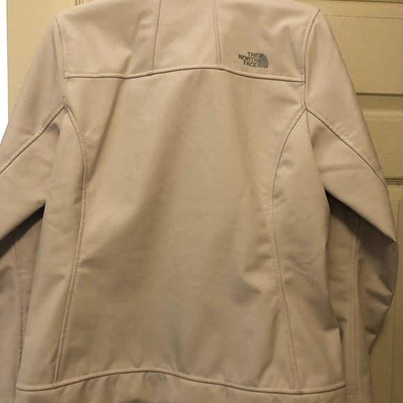 North Face hard shell jacket - Picture 2 of 6
